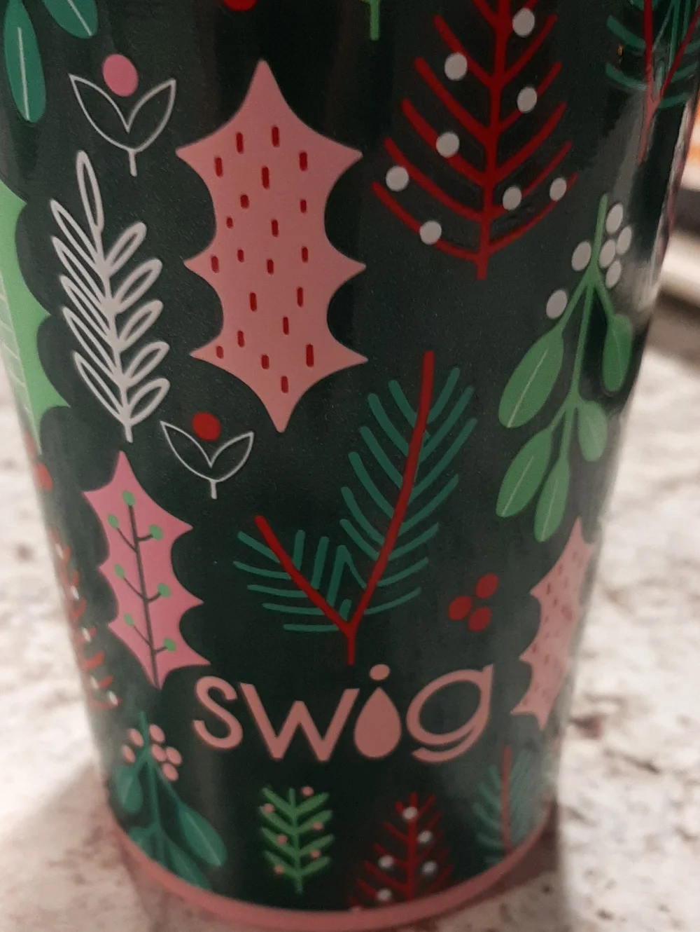 Swig 32oz Holiday Merry Mistletoe Stainless Tumbler - New With Tags🌲